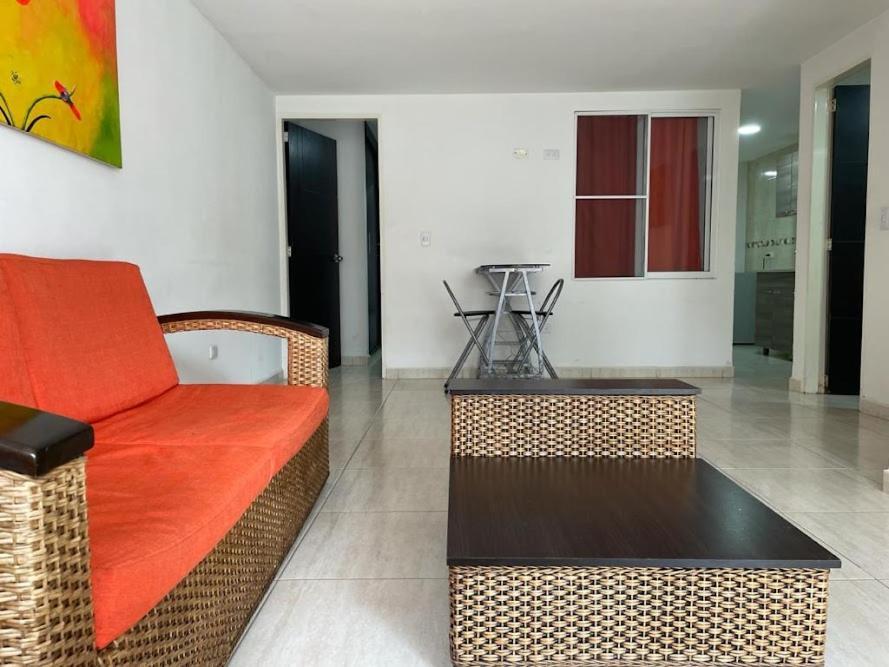 Home To Go Hostal Apartamentos Cali Exterior photo