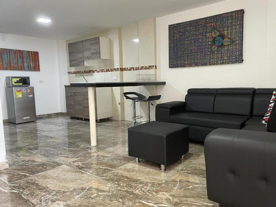 Home To Go Hostal Apartamentos Cali Exterior photo