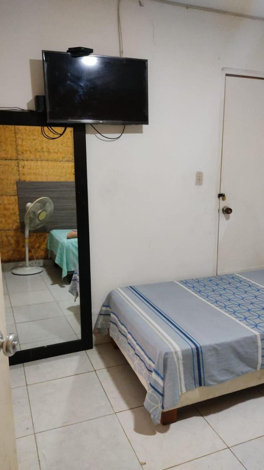 Home To Go Hostal Apartamentos Cali Exterior photo