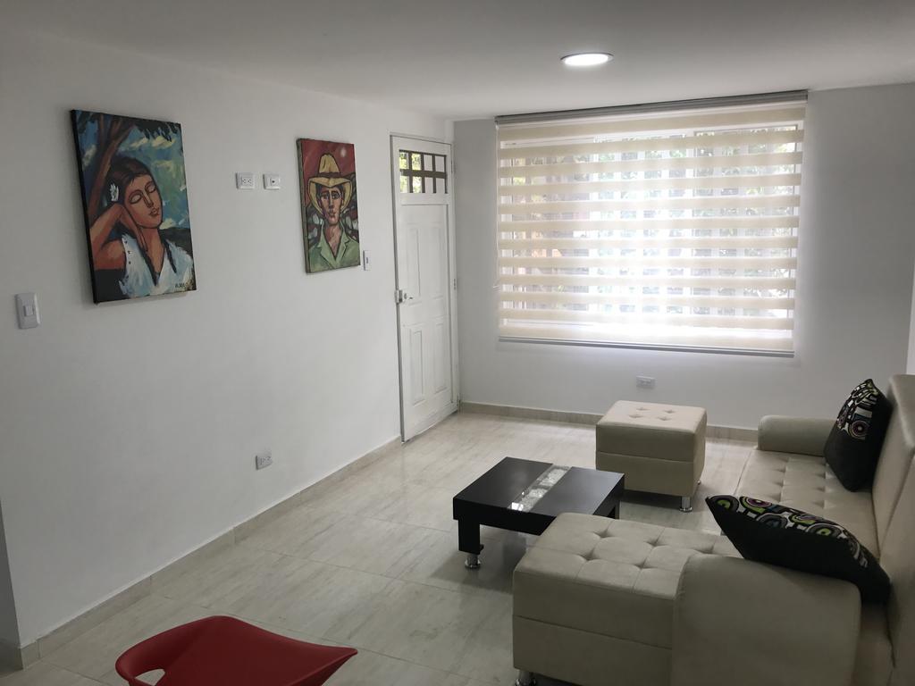 Home To Go Hostal Apartamentos Cali Exterior photo